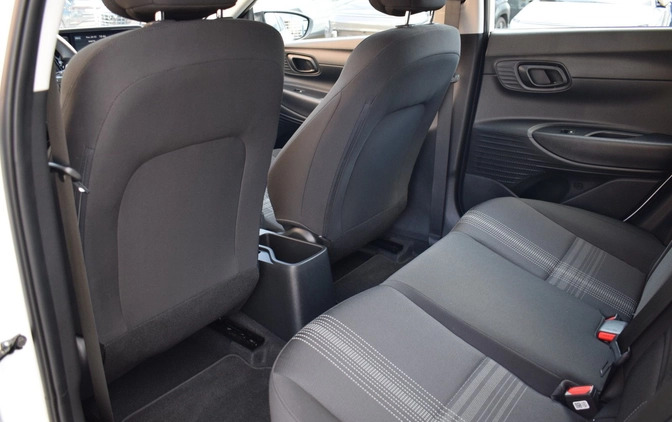Hyundai i20 cena 75900 przebieg: 7100, rok produkcji 2023 z Brwinów małe 407